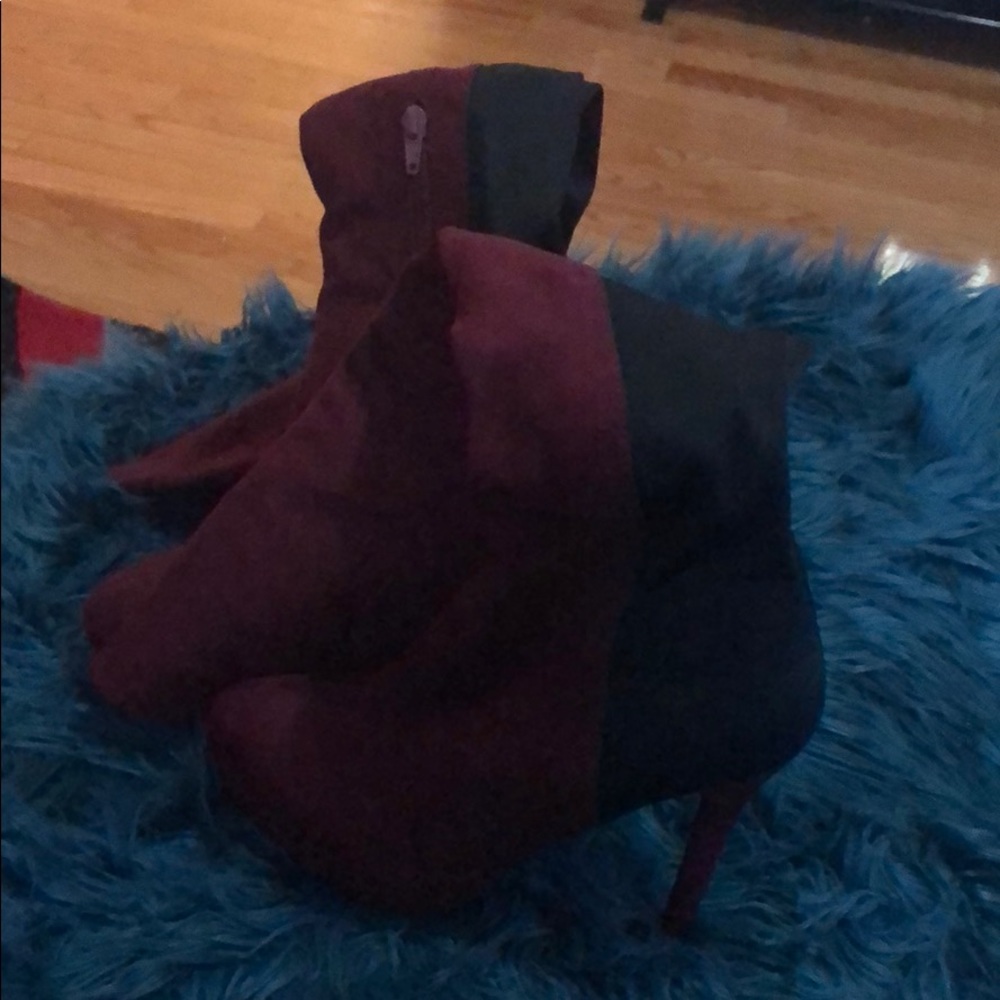 Boots - Picture 2 of 2